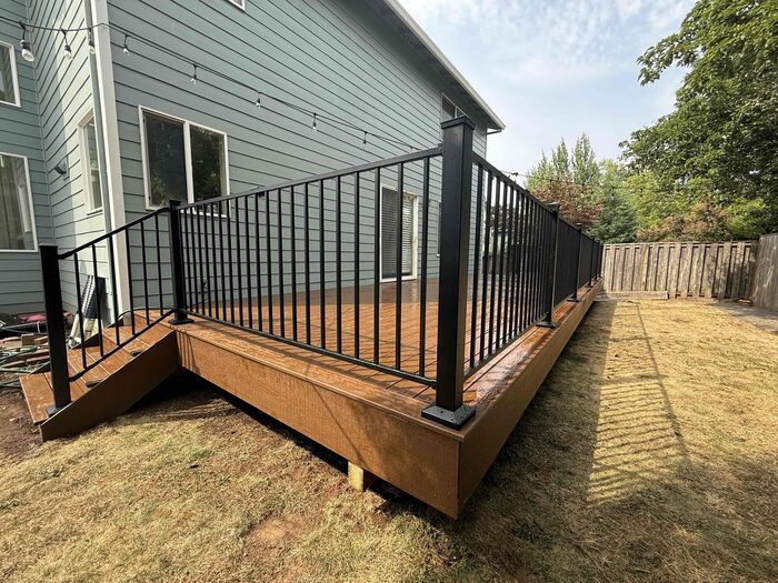 Black metal picket deck railing